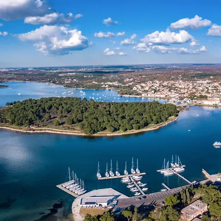 Hilde Red-1 By Interhome Medulin