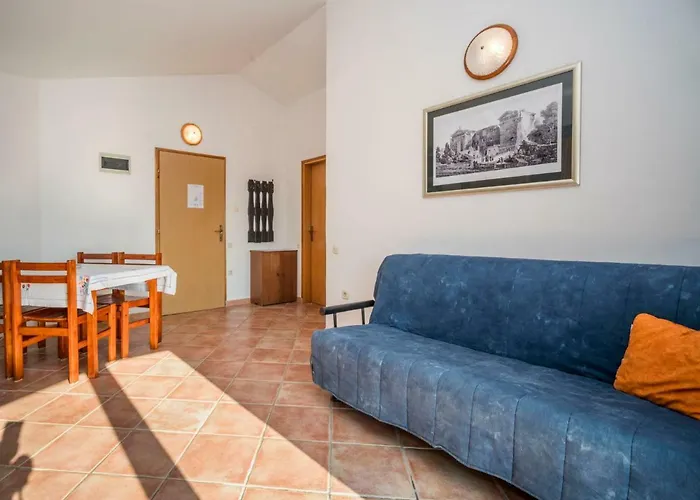 Hilde Red-1 By Interhome Apartament *