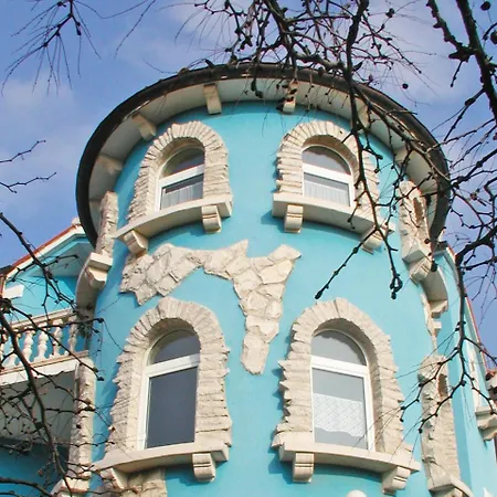 Hilde Red-1 By Interhome *