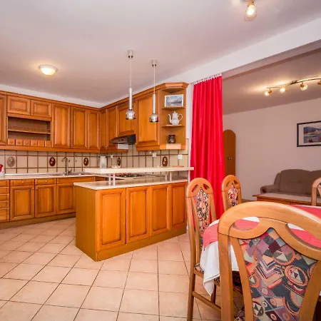 Hilde Red-1 By Interhome *