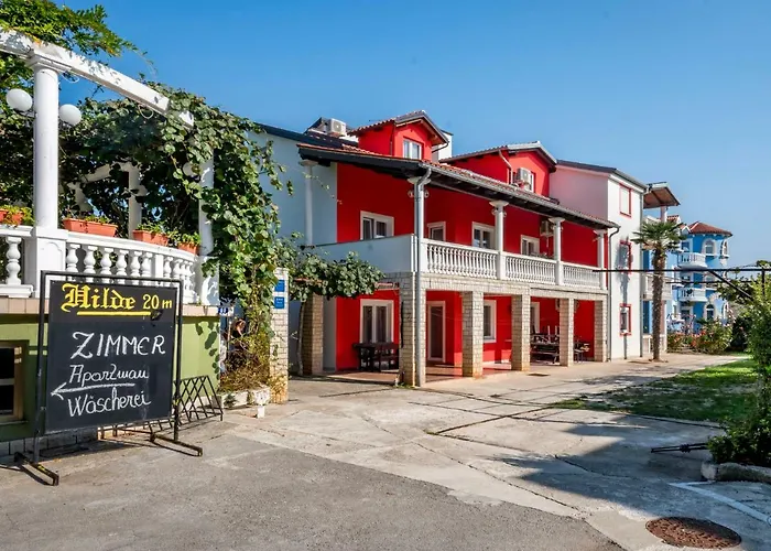 Appartement Hilde Red-1 By Interhome